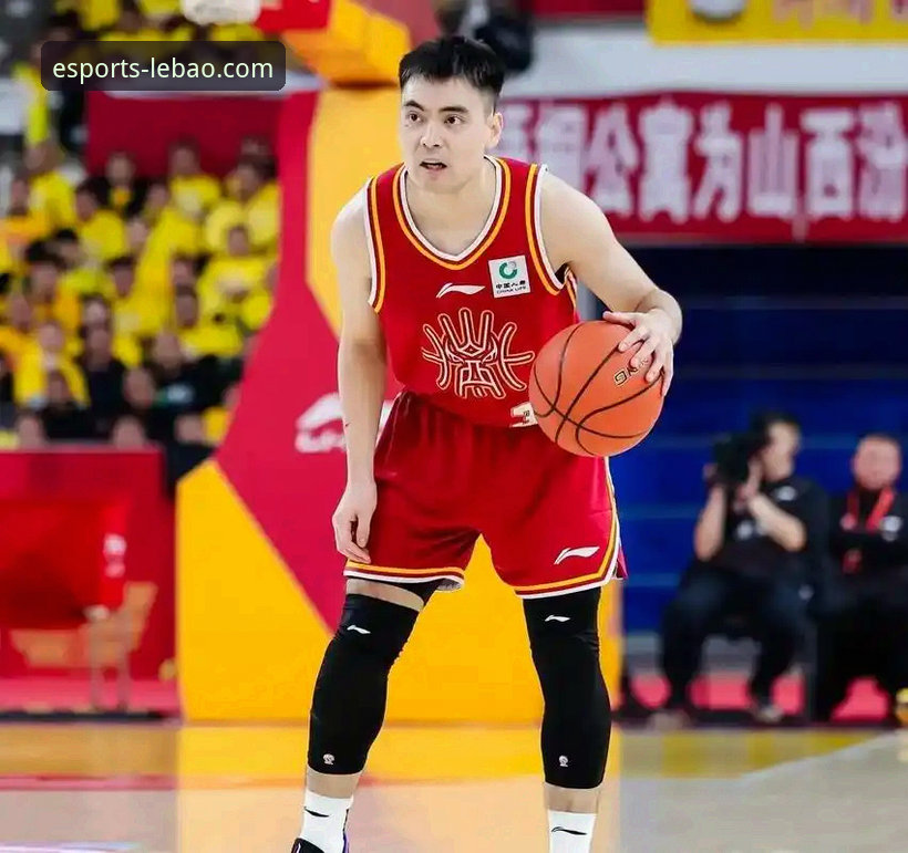 CBA季后赛最新动态：山西97-94险胜青岛，2-0横扫晋级八强挑战广厦